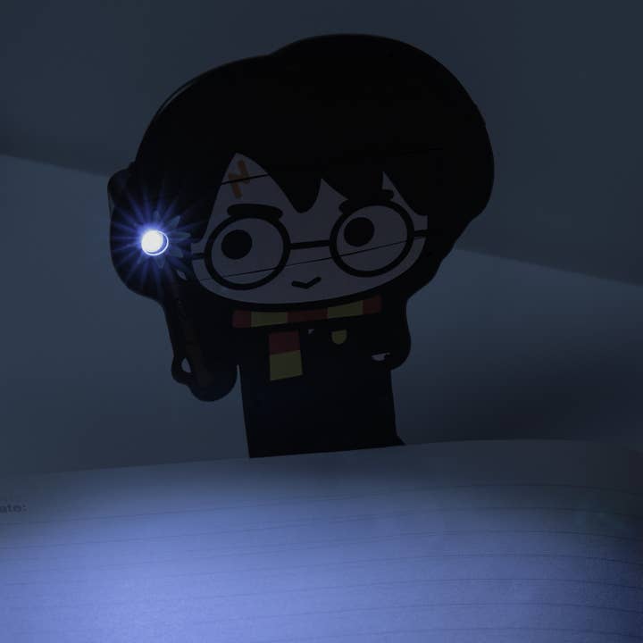 Paladone - Wholesale Booklight - Harry Potter Book Light1