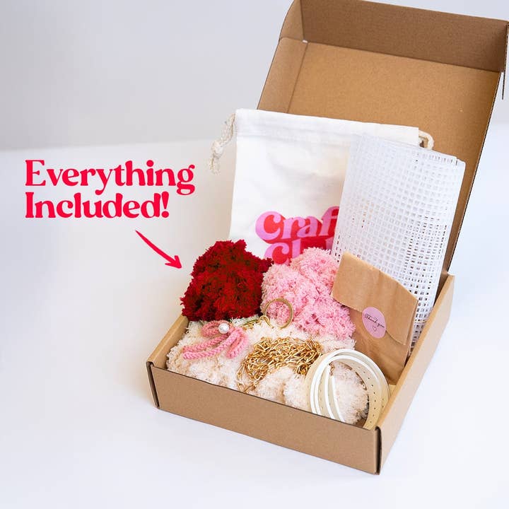 Craft Club β wholesale Craft sewing kit β GIRLS ON THE GO - Half Stitch Pouch & Woven Bag Bundle10