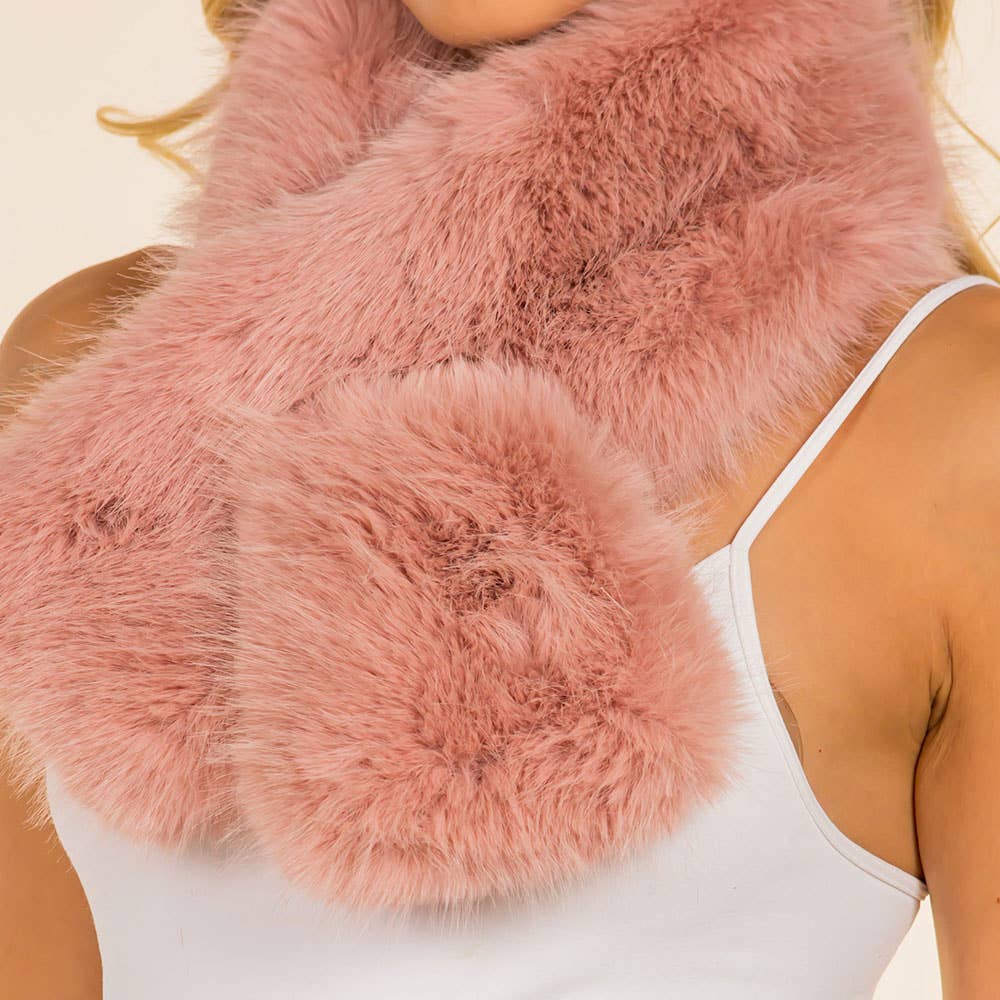 Sensibling Corp. – wholesale Scarf – Women's – Soft Faux Fur Plush Wrap Scarf5