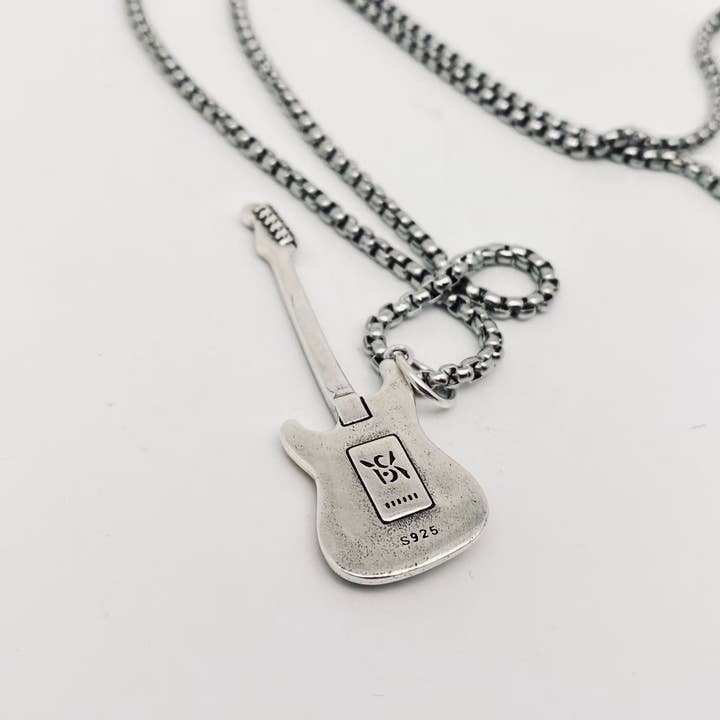 Mio Queena - Wholesale Pendant/Charm Necklace - Rock Style Electric Guitar Pendant Necklace - MJ