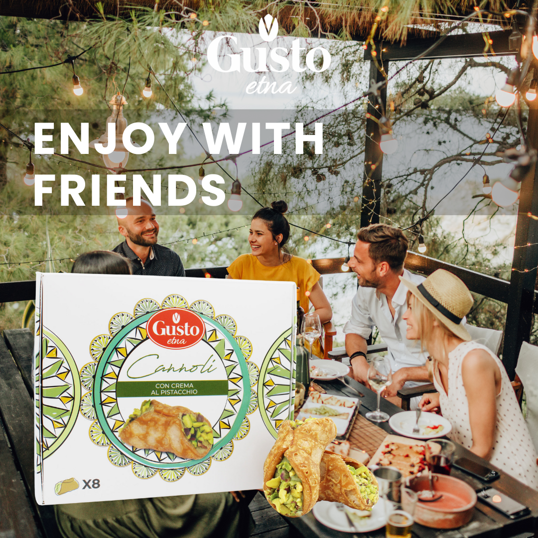 Wholesale Italian Food - Wholesale Cookie - Gusto Etna, Sicilian 8 pcs Cannoli filled with Pistachio Cream Gift Box7