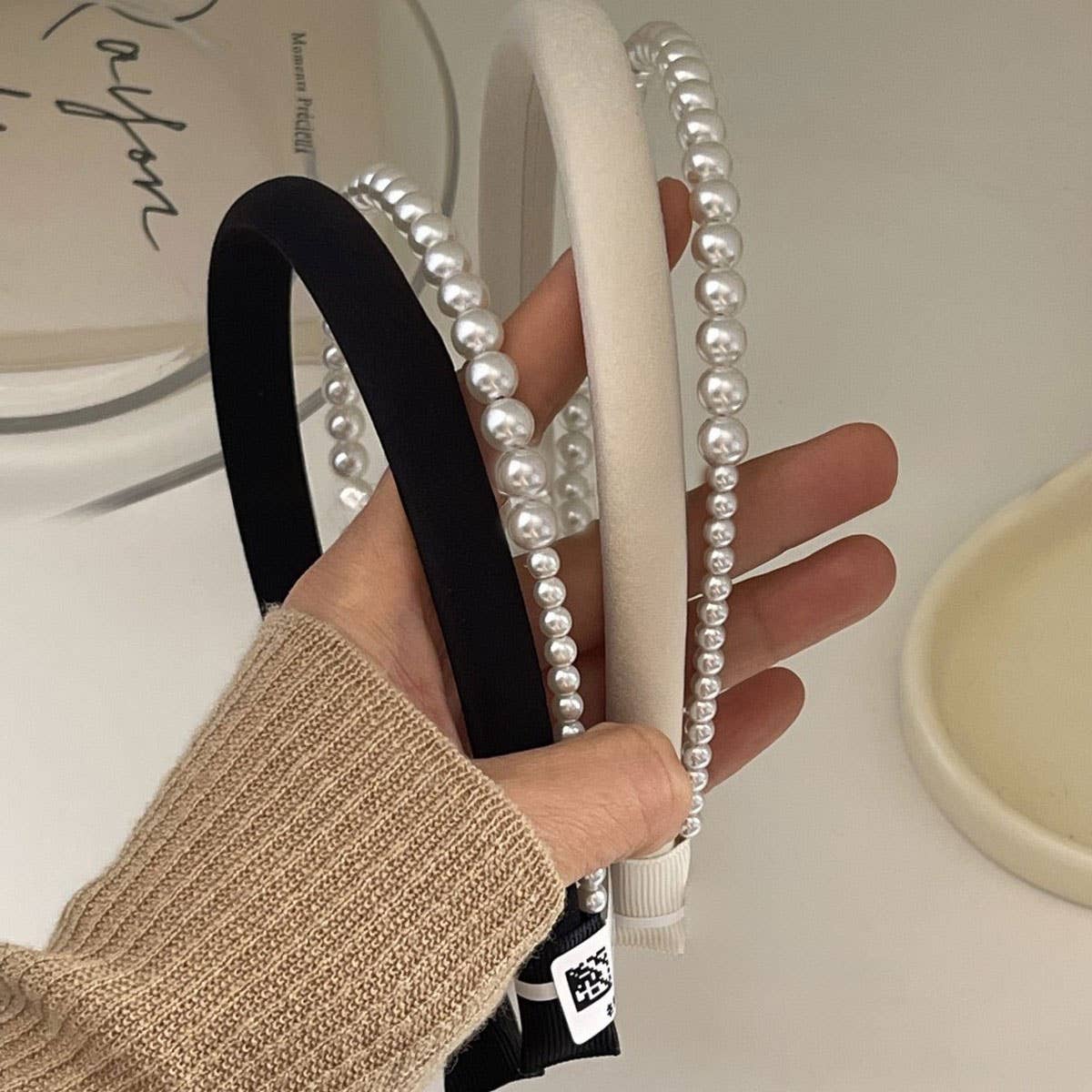 ACCITY - Wholesale Fashion Headband - Women's - SATIN PEARL DOUBLE LAYER HEADBAND_CWAHA04375