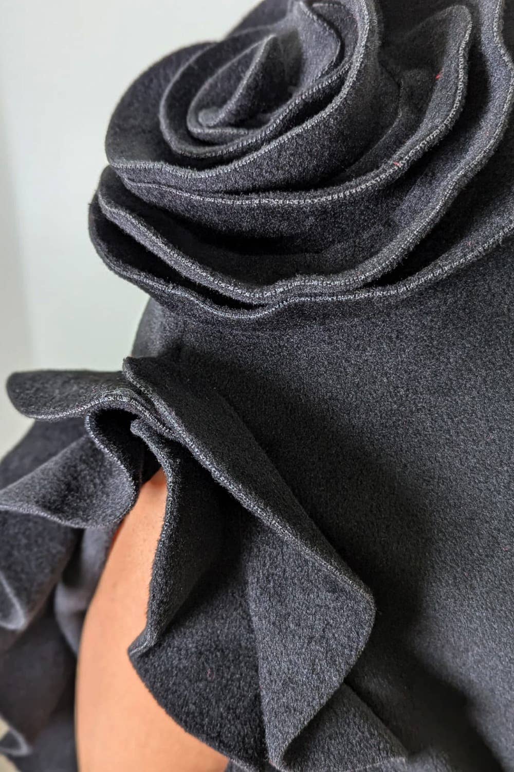 N by Nancy - Wholesale Cape - Women's - T2551 ROSE-SLEEVE CAPE COAT (RED, BLK)3