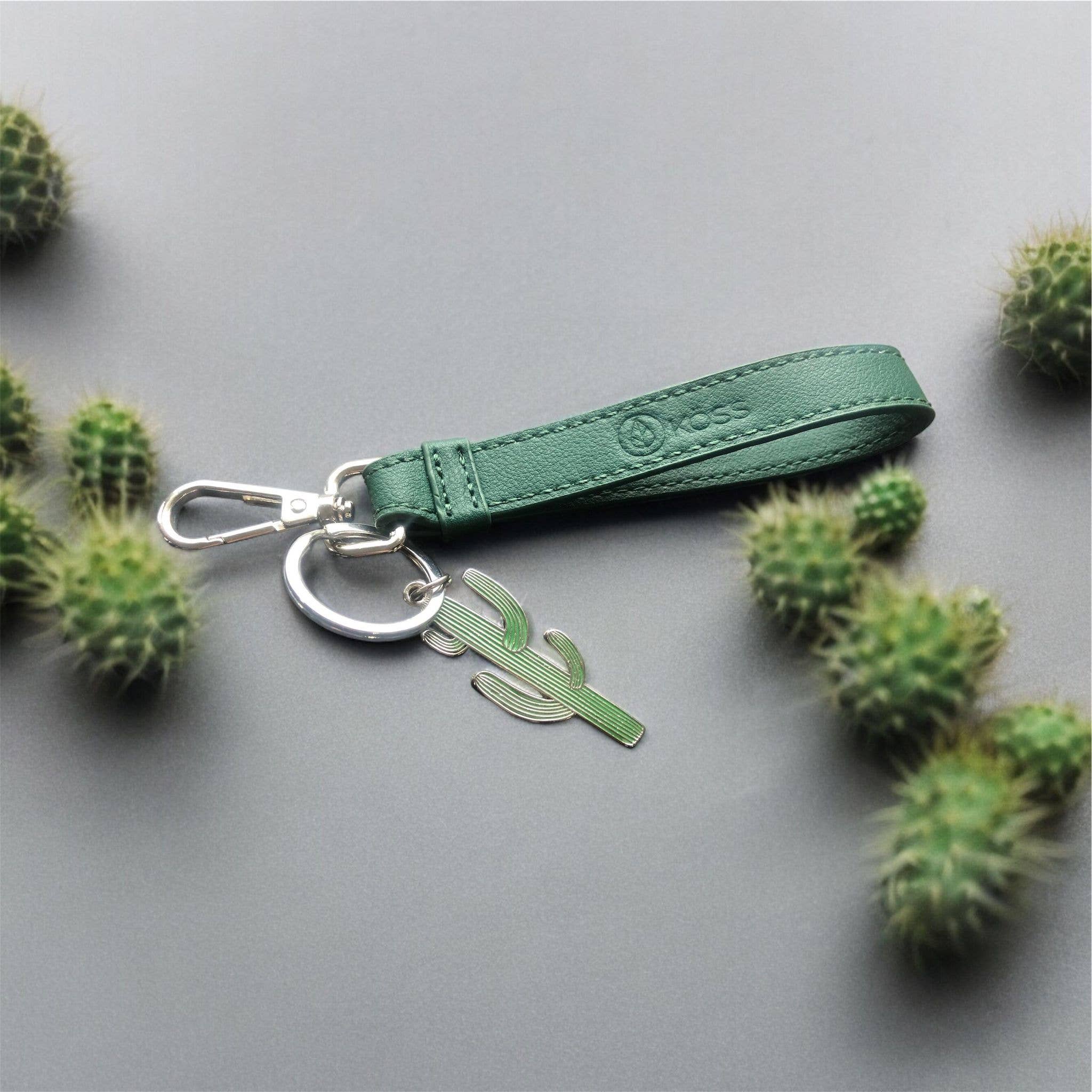 KÖSS mode et accessoires Inc. - Wholesale Keychain - Women's - Porte-clé en cuir végétal de cactus avec breloque1