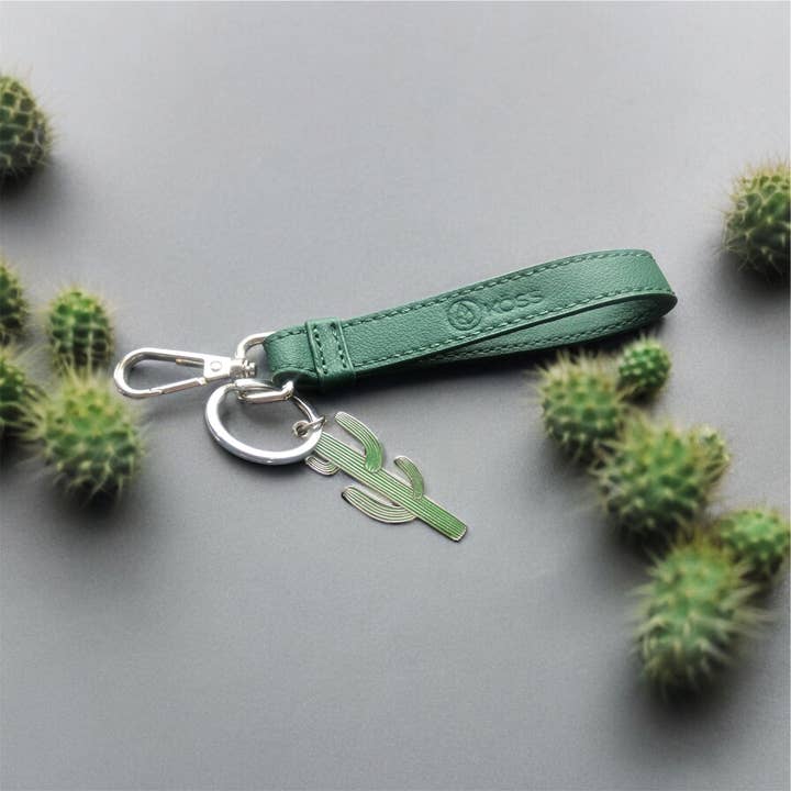 KÖSS mode et accessoires Inc. - Wholesale Keychain - Women's - Porte-clé en cuir végétal de cactus avec breloque1