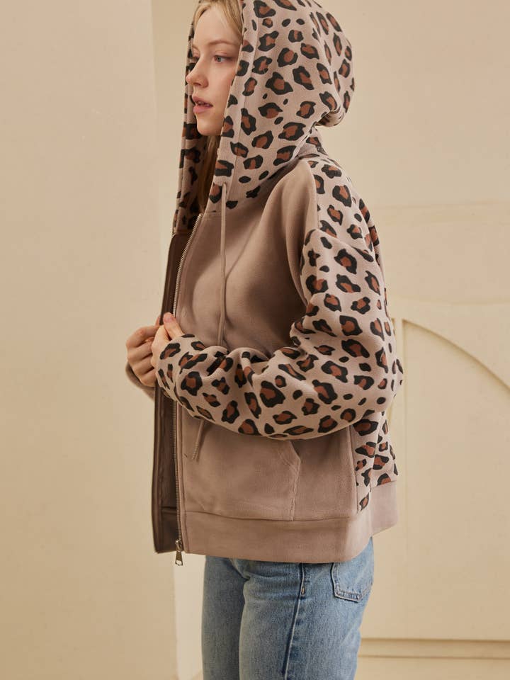 Mello. - Vente Sweat à capuche – femme - Sweat-shirt zippé à capuche avec imprimé léopard11