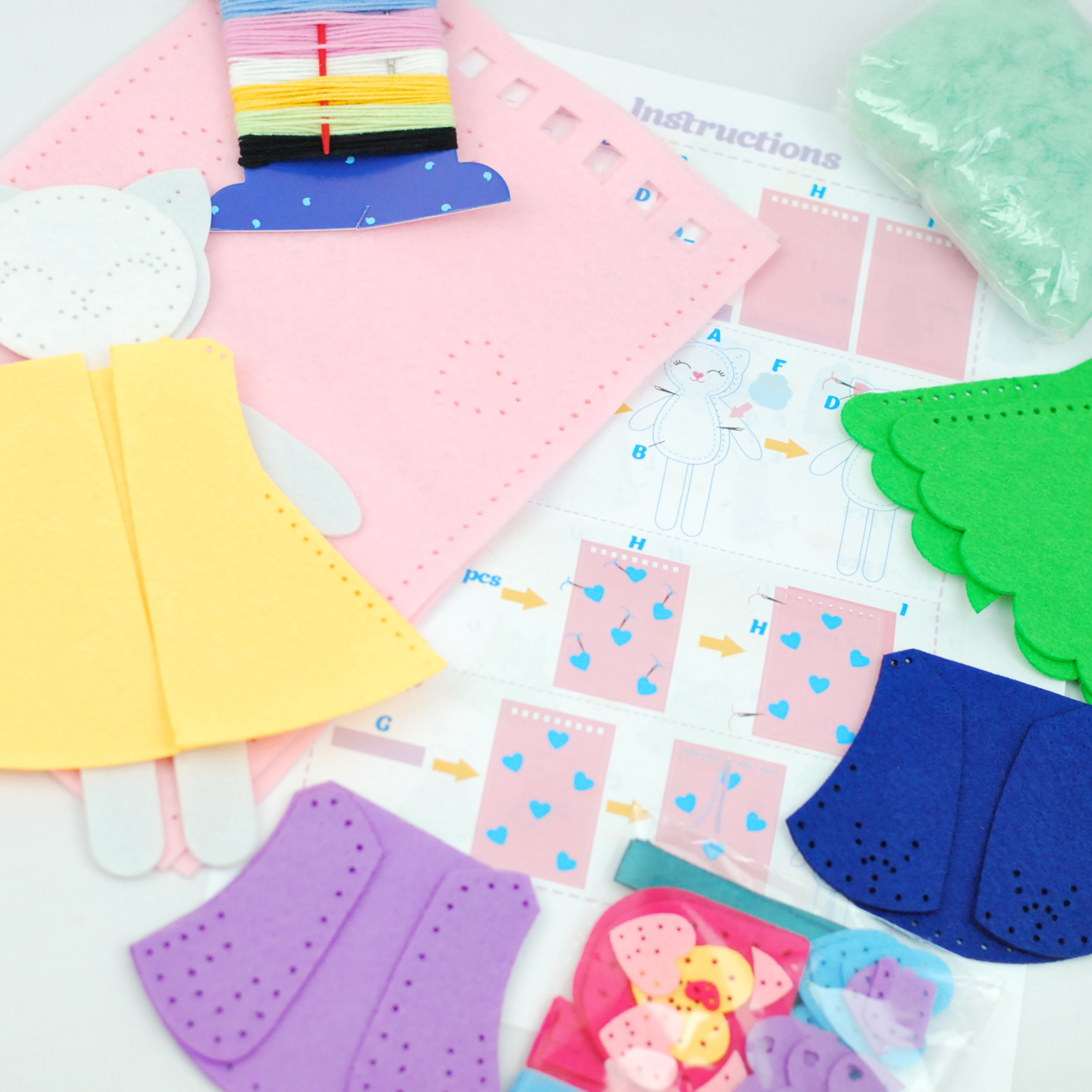 Fainotoys - Wholesale Toy Set - Kids - APLI Krapli - APLI Krapli Sewyourself Felt Toy Kit Toy Cat Precut Felt Stuffing Thread & Safe Needle Ages 6+4
