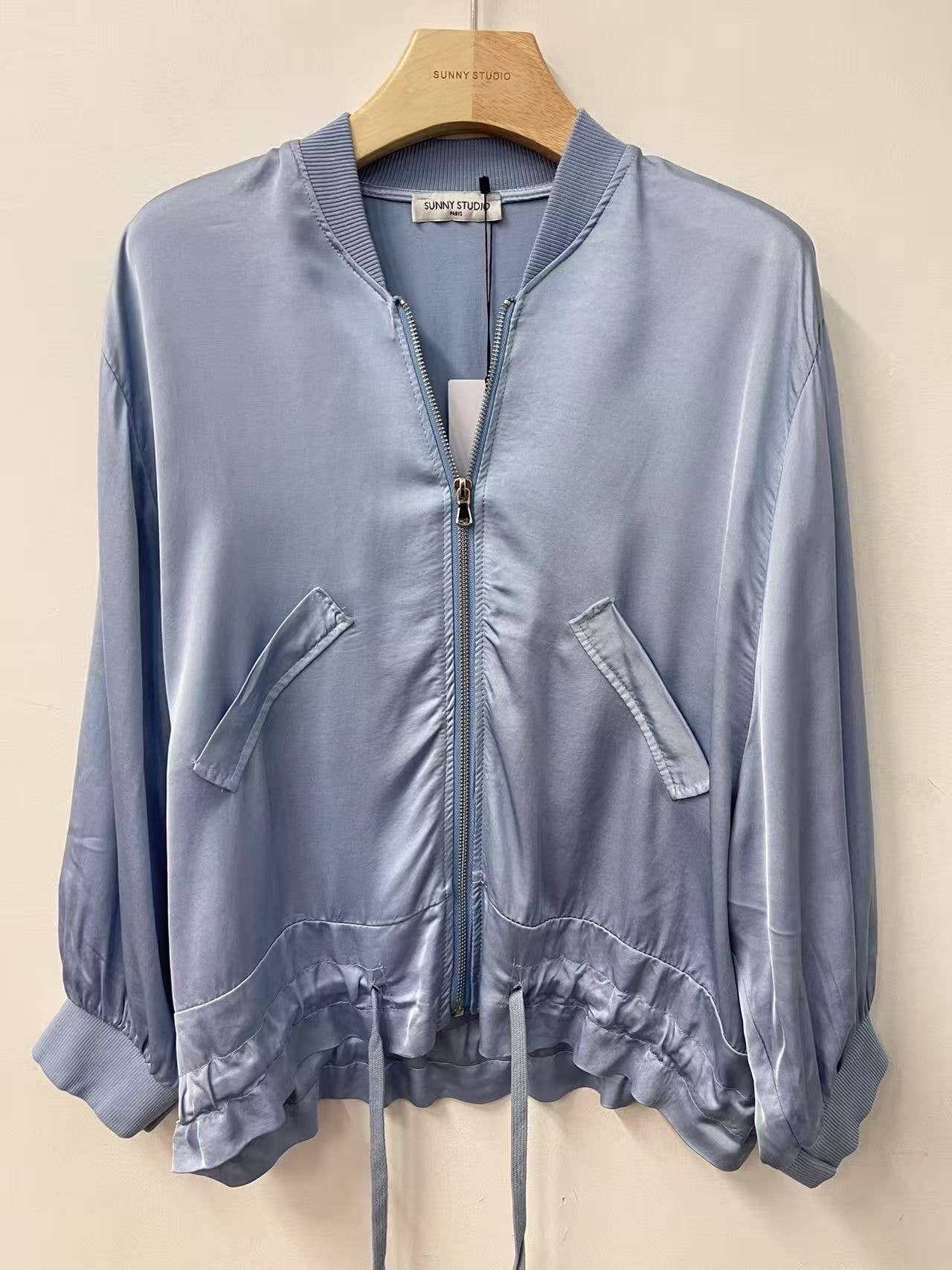 SUNNY STUDIO - Vendita all'ingrosso Giacca - Donna - Giacca leggera con zip e tasche7