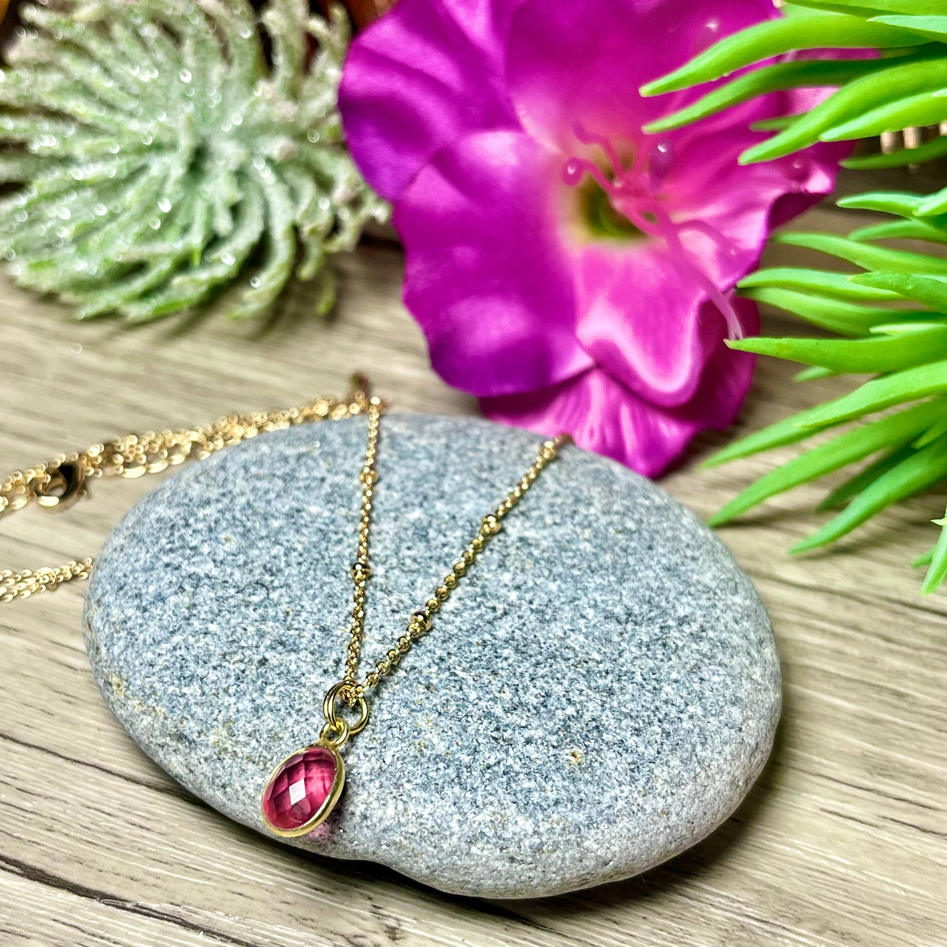 TOURMALYN - Vendita all'ingrosso Collana con ciondolo/pendaglio - Pendente "CARMEN" dorato in oro fine con pietra di Tormalina rosa6