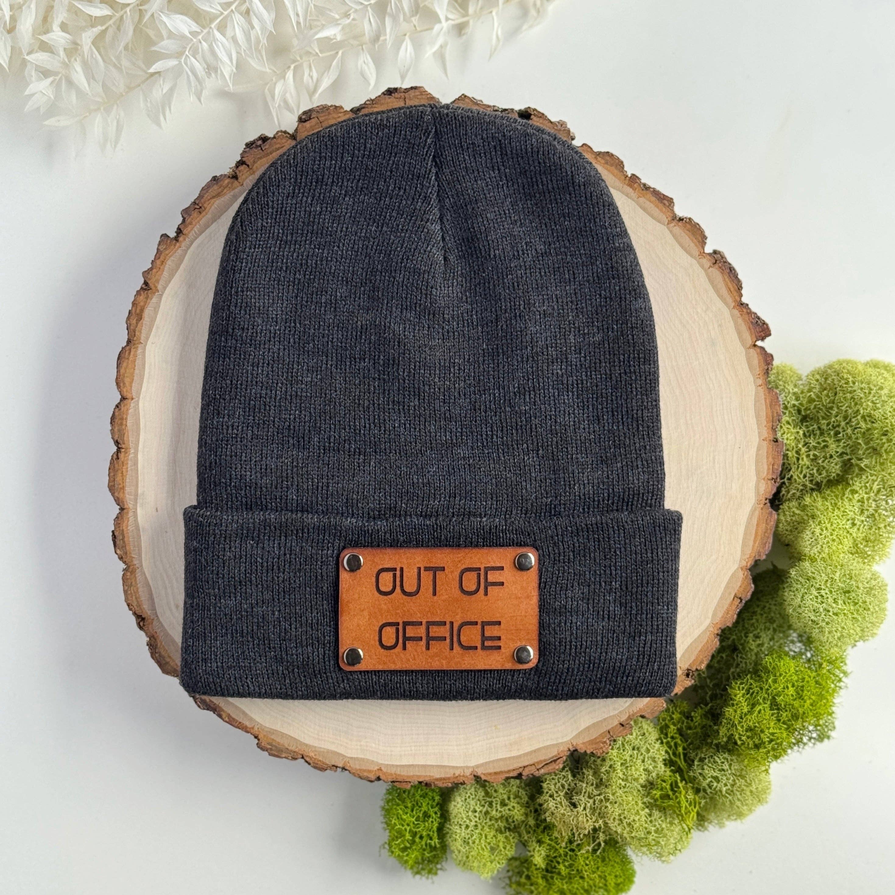 The Lonely Pine - Wholesale Beanie - Unisex - Out of Office beanie with snap on/off leather patch0