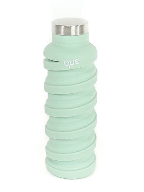 20oz Collapsible Water Bottle - Dusty Sage for wholesale by Que Factory