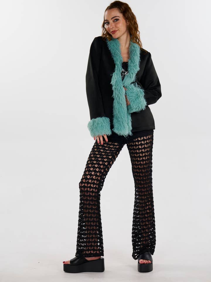 Pretty Damage - Wholesale Fur/Faux Fur Coat - Women's - Ivy Coat1