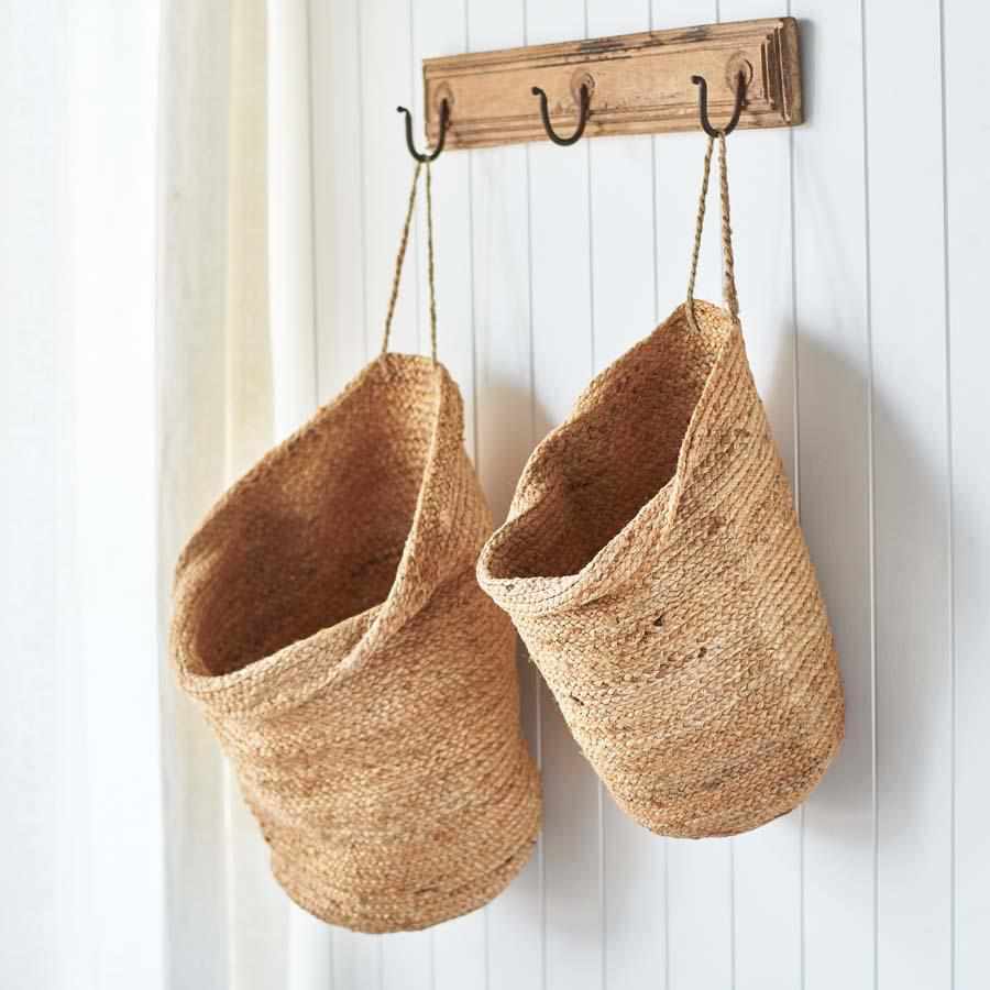 Eadie Lifestyle - Wholesale Hanging Planter - Artisan Hanging Sack Sets - Natural Jute1