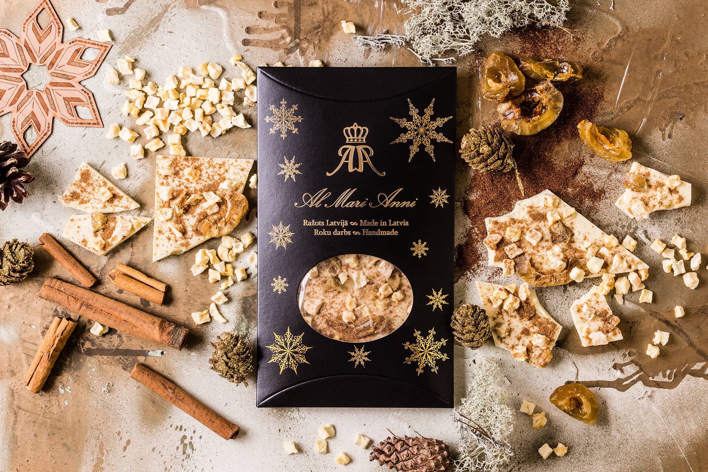 Al Mari Anni - Vendita all'ingrosso Cioccolato - Tavoletta di cioccolato bianco con mela e cannella | Al Mari Anni