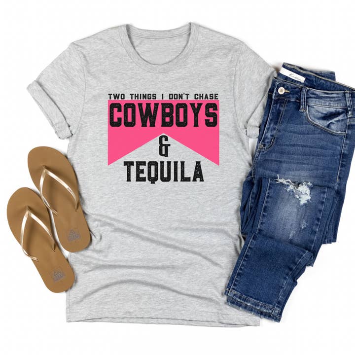 Chemise rose cow-boys et tequila pour la vente par Wild & Untamed Designs