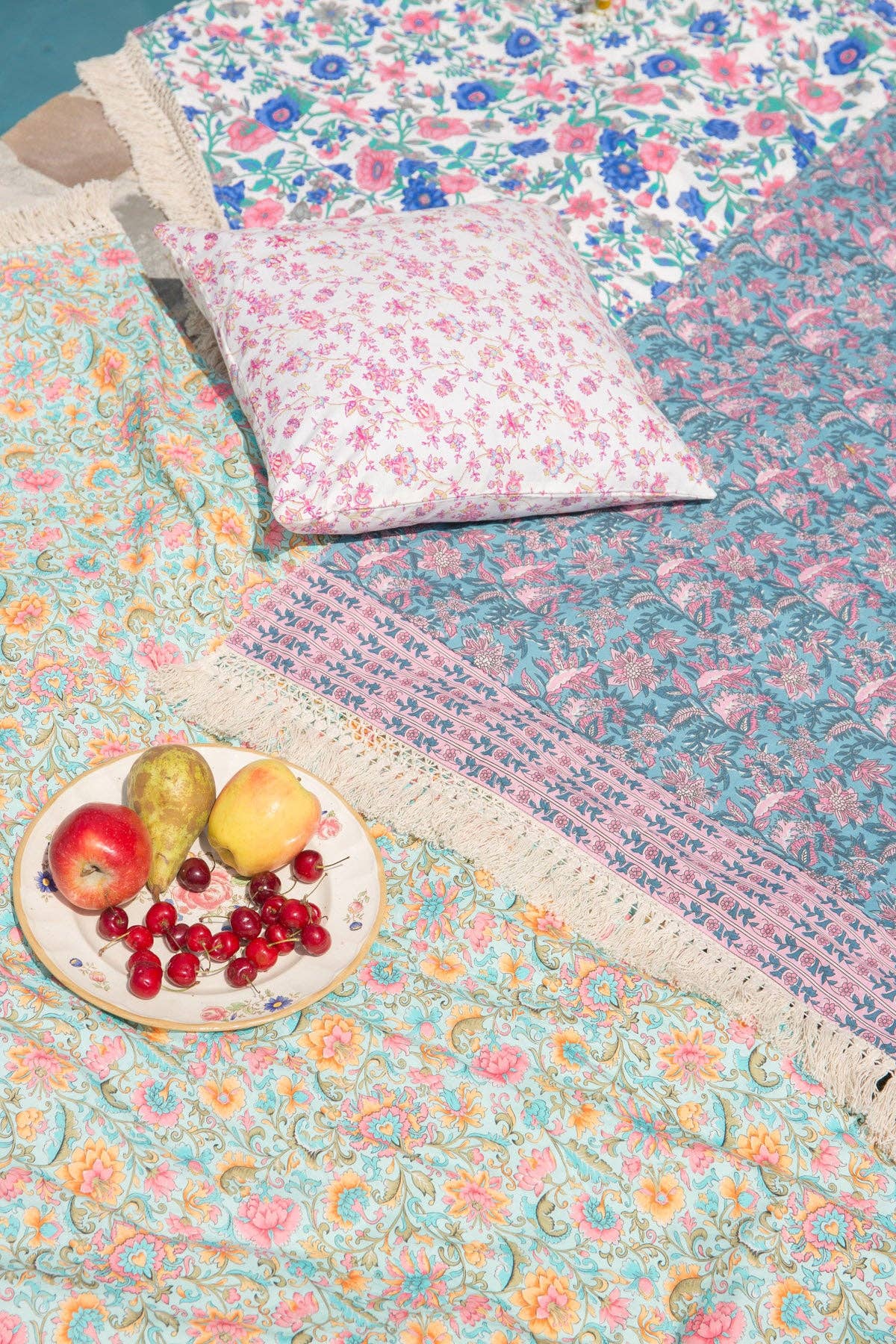 Jardin d den turquoise Lana Beach Towel - Tassels - flowers - blue - pink for wholesale on Faire1