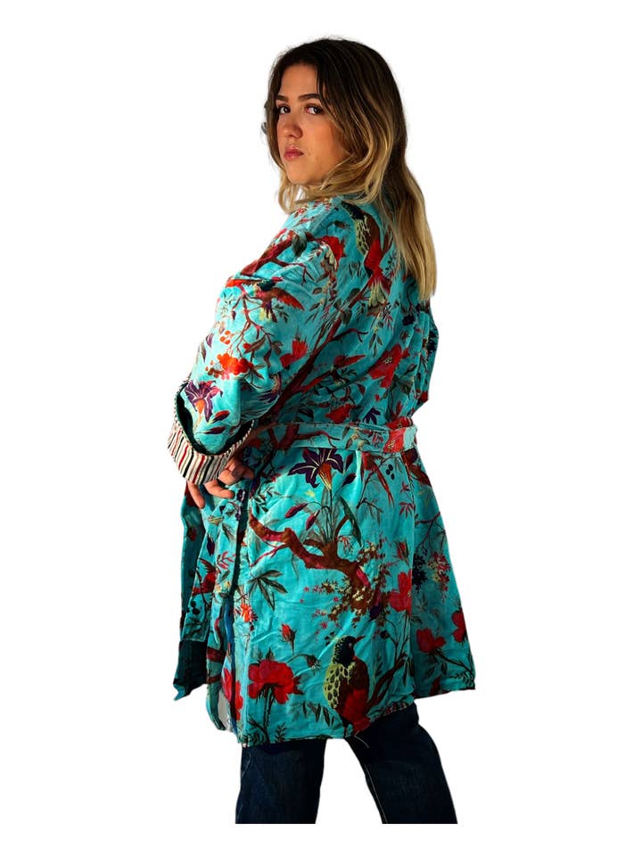 Kinomy – wholesale Rock - Dam – Mönstrad kappa i trehårig sammet med kimonomodell5