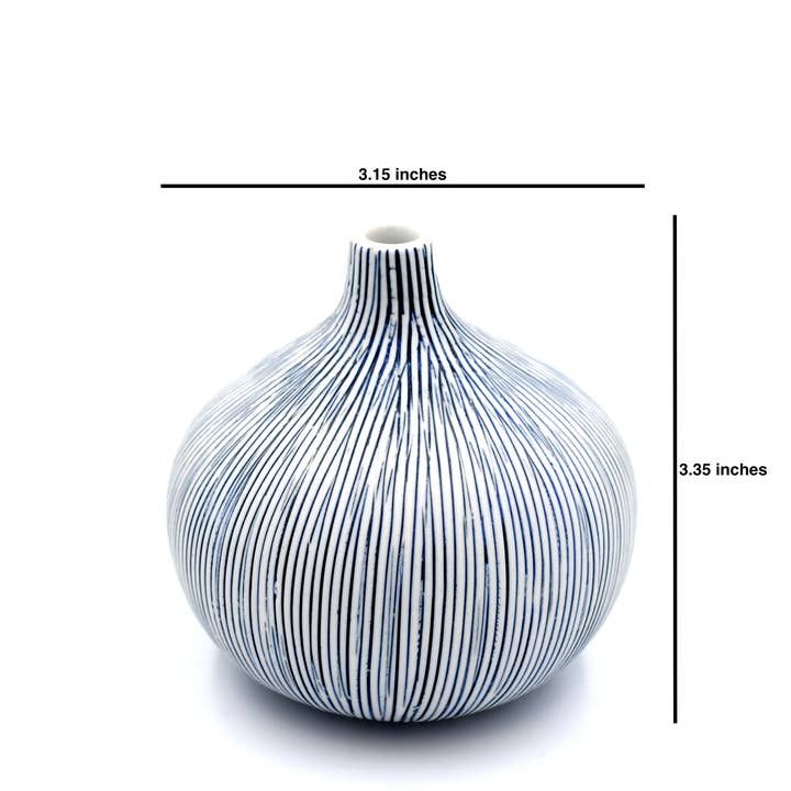 Art Floral Trading LLC – wholesale Vas – 524W27 CONGO TINY L-Handgjord Porslinsknoppvas1