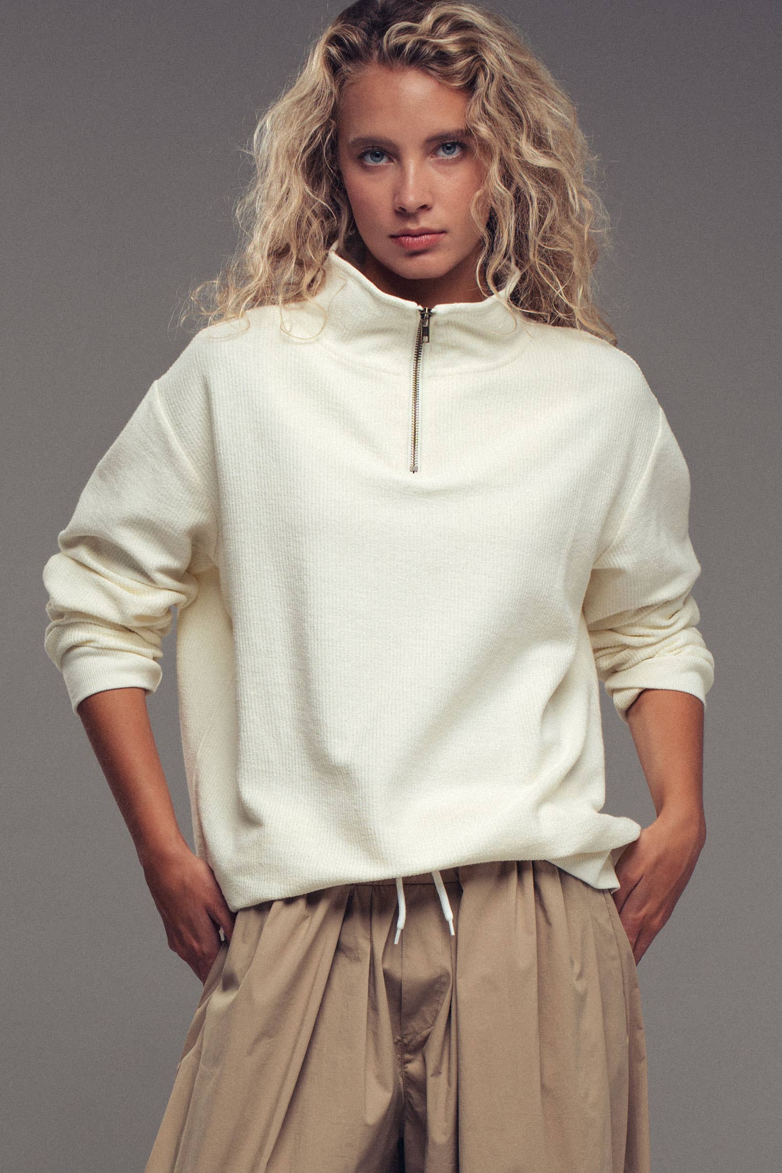 Urban Daizy - Wholesale Sweatshirt - Women's - Vintage Washed Quarter Zip Ribbed Sweatshirt9