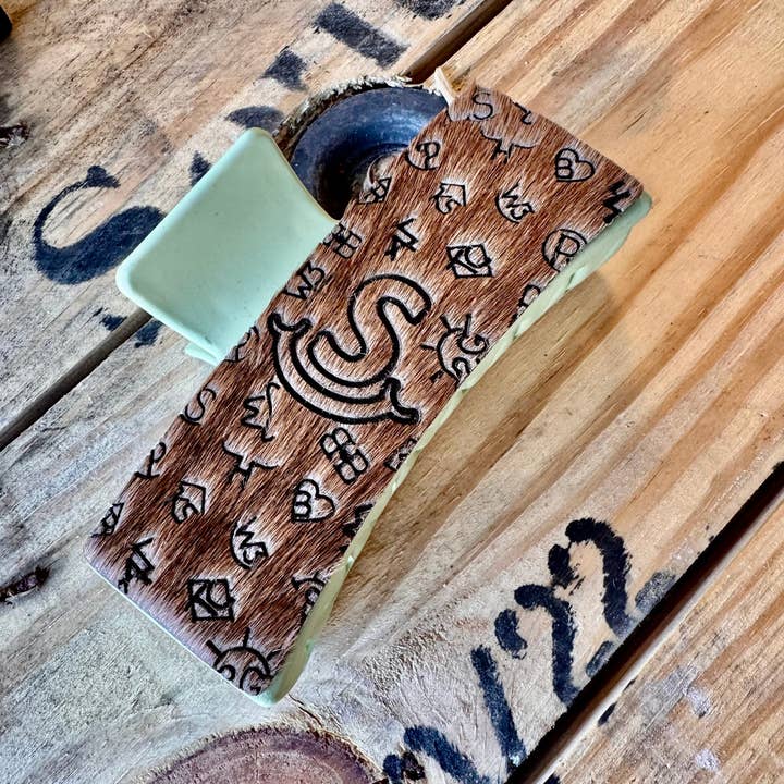 Twisted Iron Wholesale - Wholesale Hair Clip - Women's - CUSTOM Brand Collage Claw Clips1