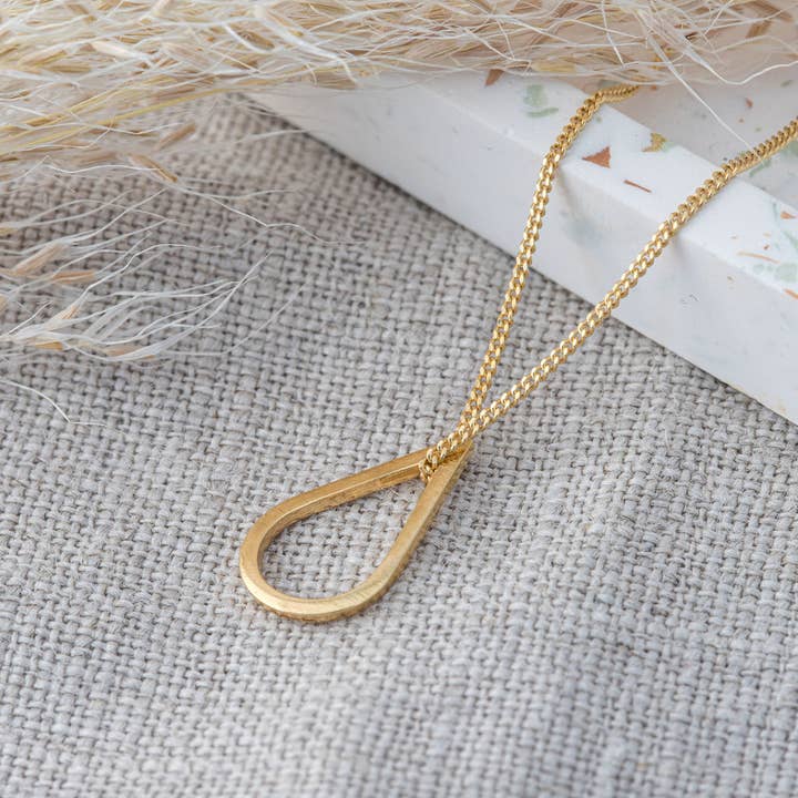 Small teardrop necklace, gold for wholesale by Elin Horgan Jewellery