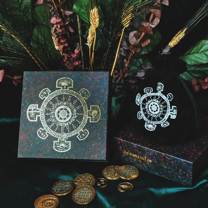 Prisma Visions – wholesale Meditationsprodukter – Geomantic Visions – set med 20 guldbelagda mynt7