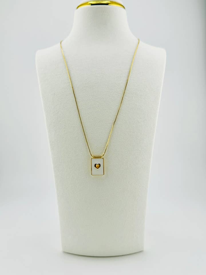Heart 18k gold filled necklace for wholesale by Bella Blu Designs