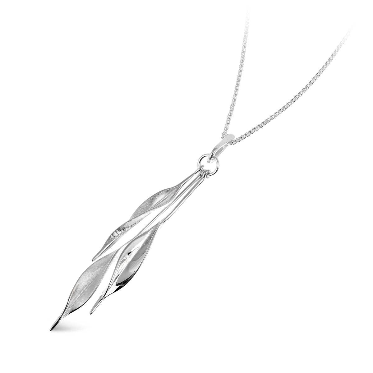 Collette Waudby - Wholesale Pendant/Charm Necklace - Mavilo Triple Slim Leaf Pendant CLP-S0