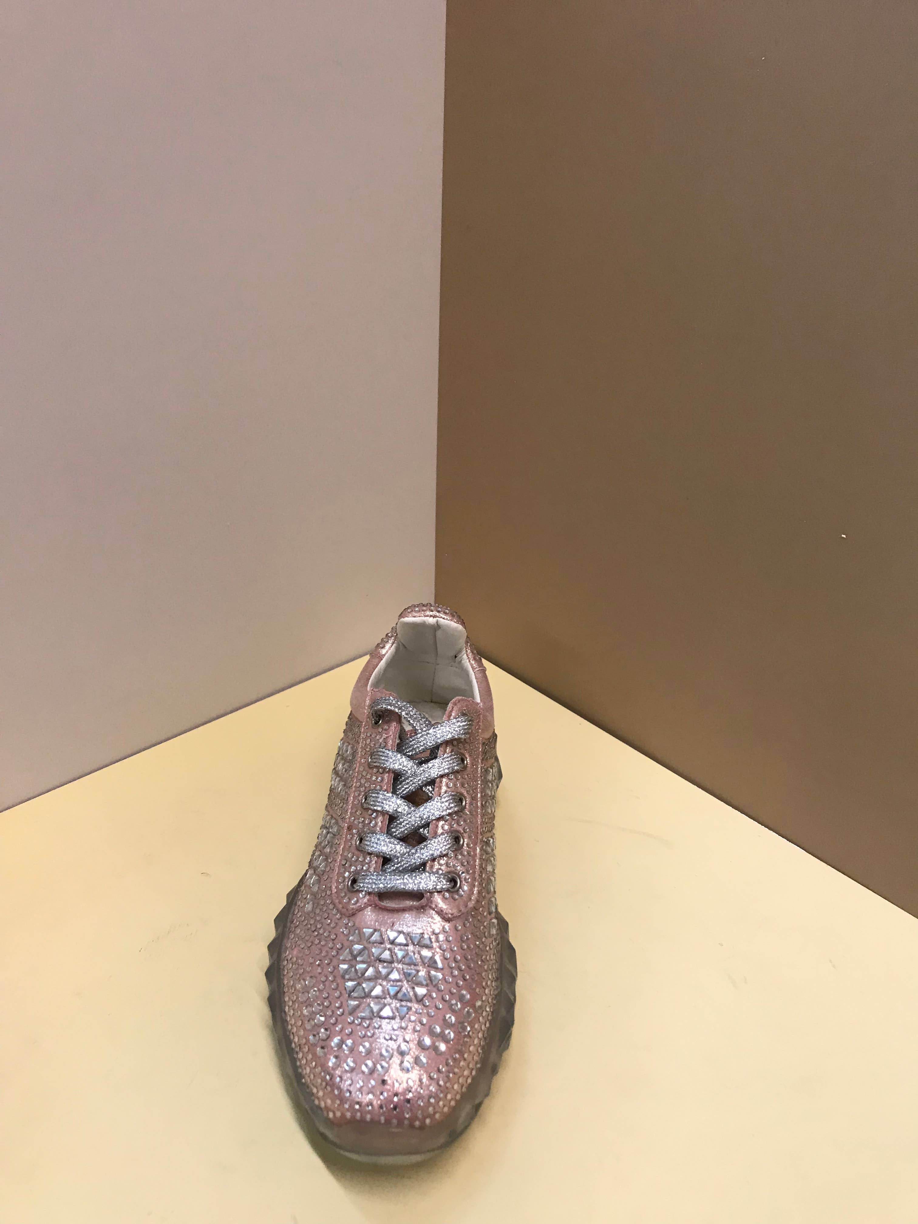 Top Staka – wholesale Lifestyle trainers – Women′s – GM-24 Women lace up trainers with rhinestones4