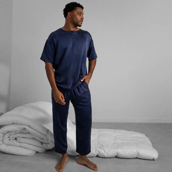 Men's Washable Silk Set for wholesale by LUNYA