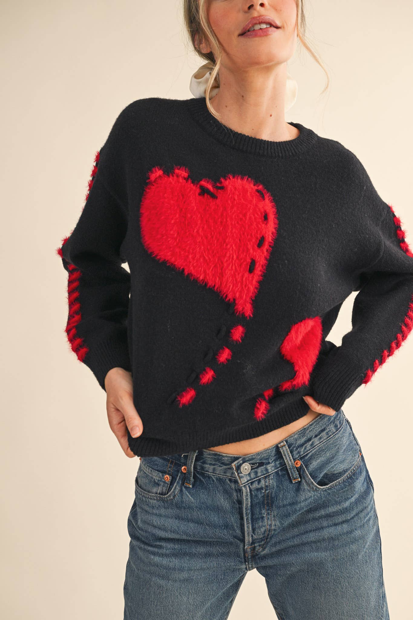 &MERCI - Wholesale Knit Sweater - Women's - FUZZY HEART KNIT SWEATER WITH WHIP STITCH MSW109905