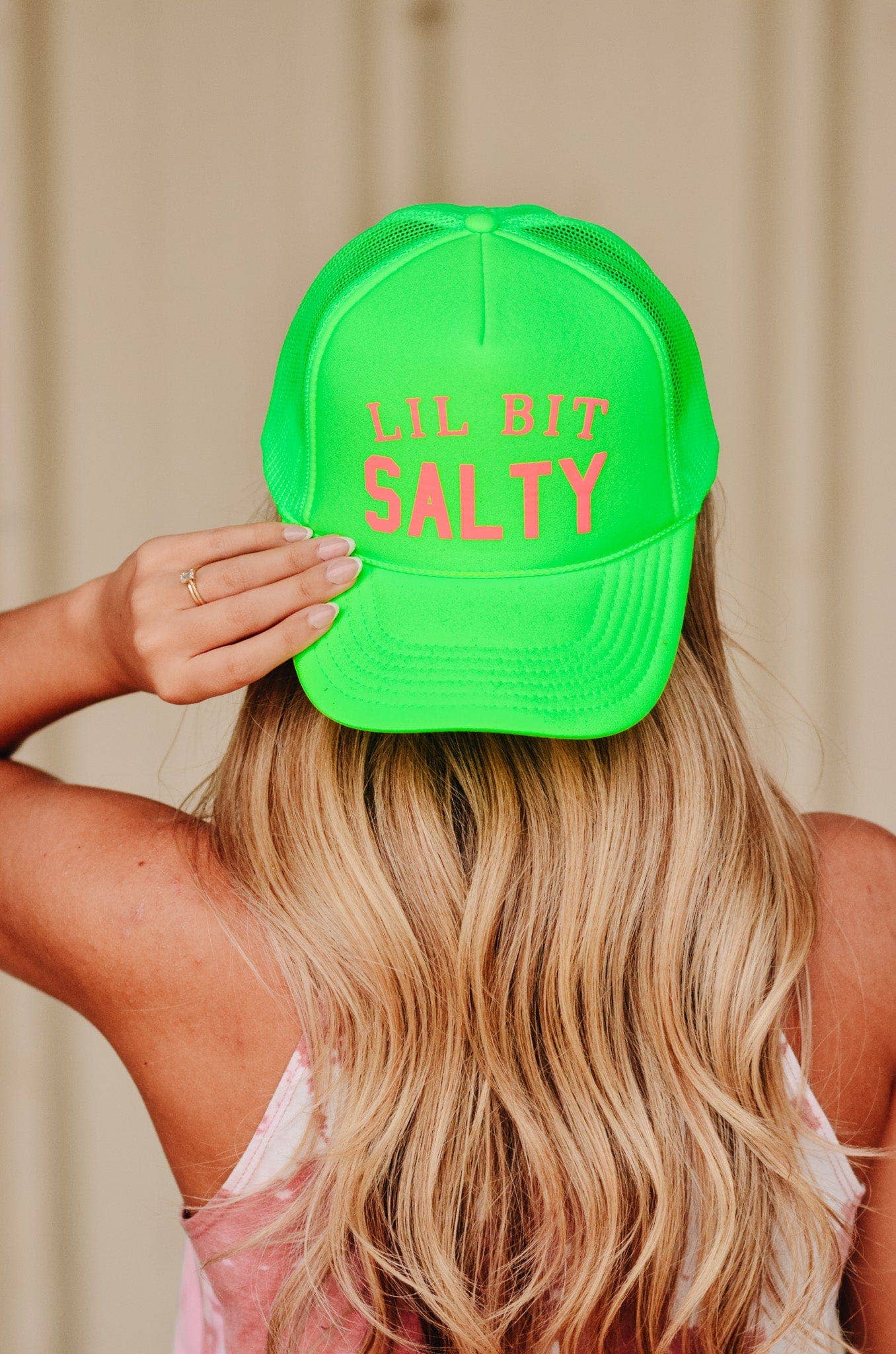 Southern Bliss Co. - Vente Casquette de camionneur – femme - Casquette de camionneur Lil Bit Salty