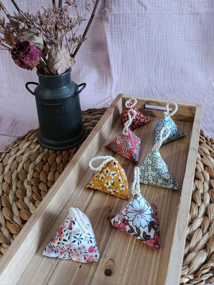 Caramelo de Lavanda / Saquito de Lavanda / Lavanda Seca para venta al por mayor de Sasou Couture