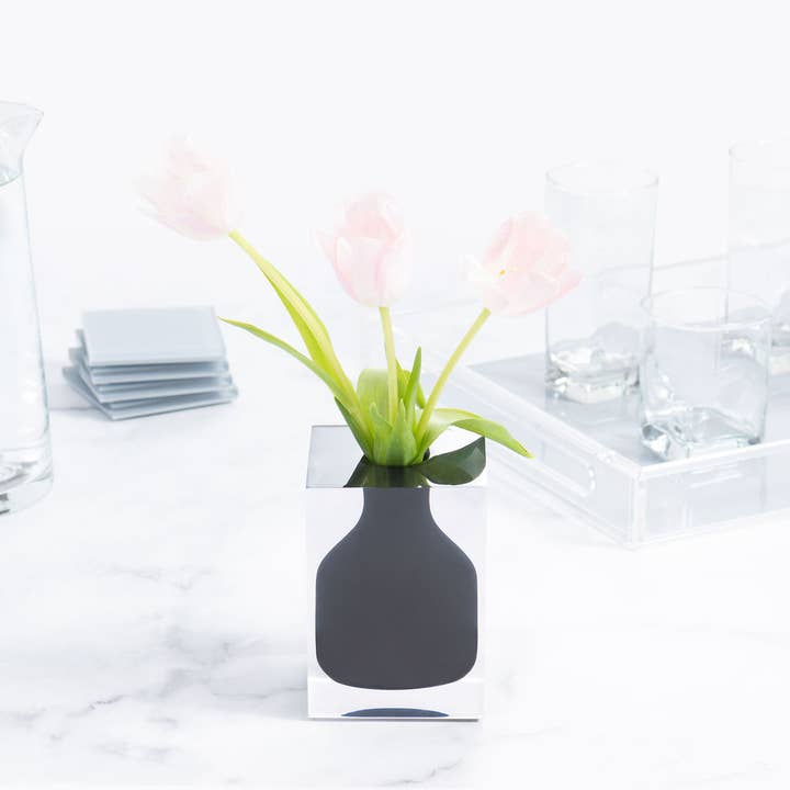 JR William – wholesale Vas – Soho svart handgjuten äkta akryl Hogan Bud Vase Present3