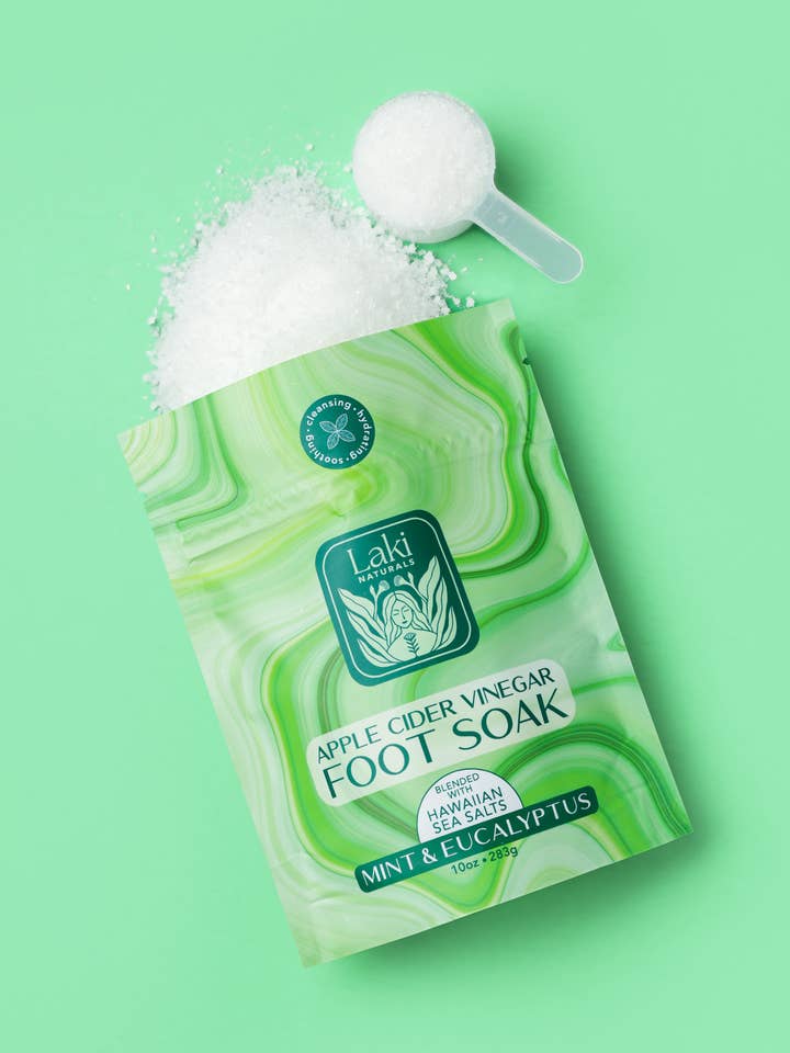 Mint & Eucalyptus Apple Cider Vinegar Foot Soak for wholesale by Laki Naturals
