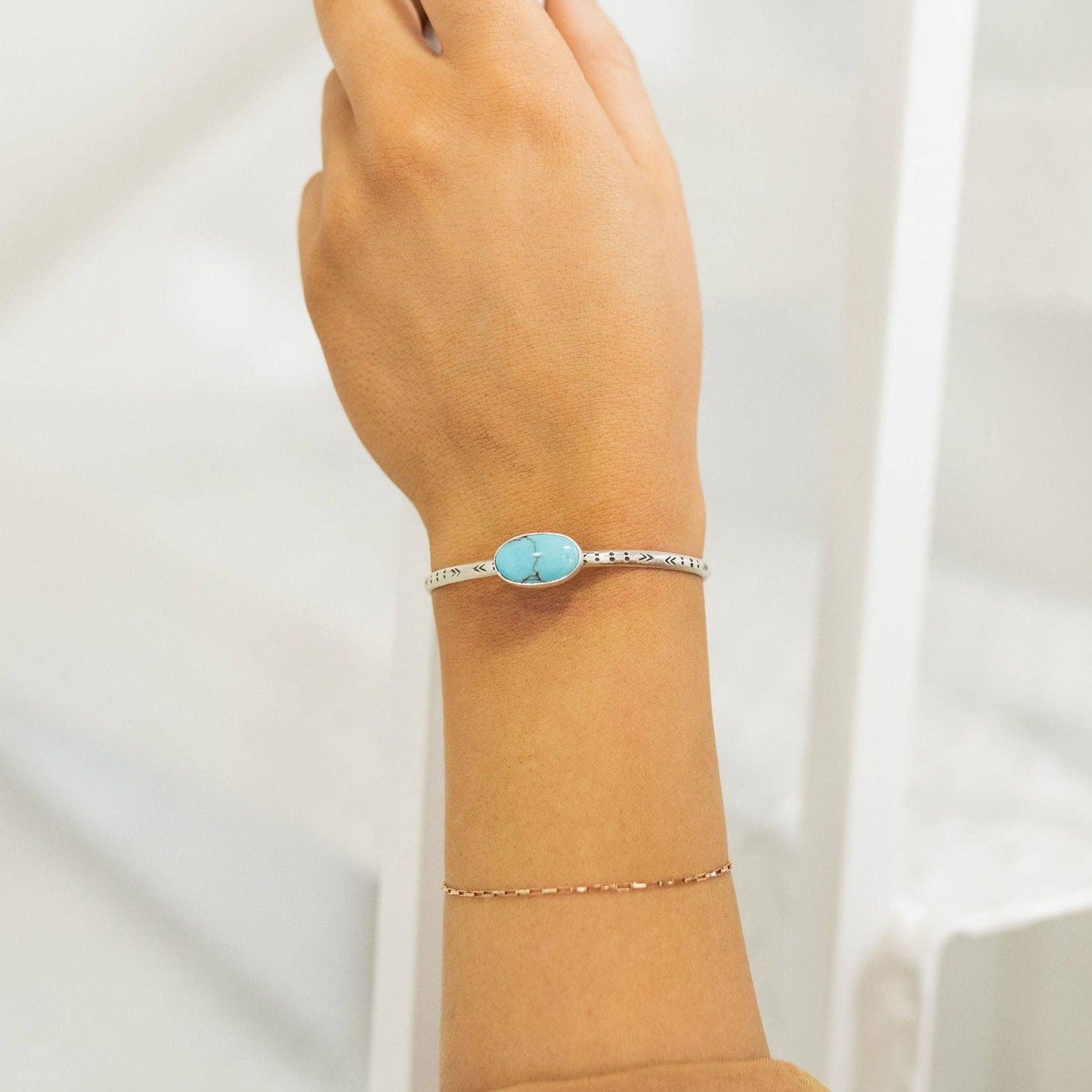 Indie Rae - Vente Bracelet manchette - Bracelets en turquoise égyptienne estampée12