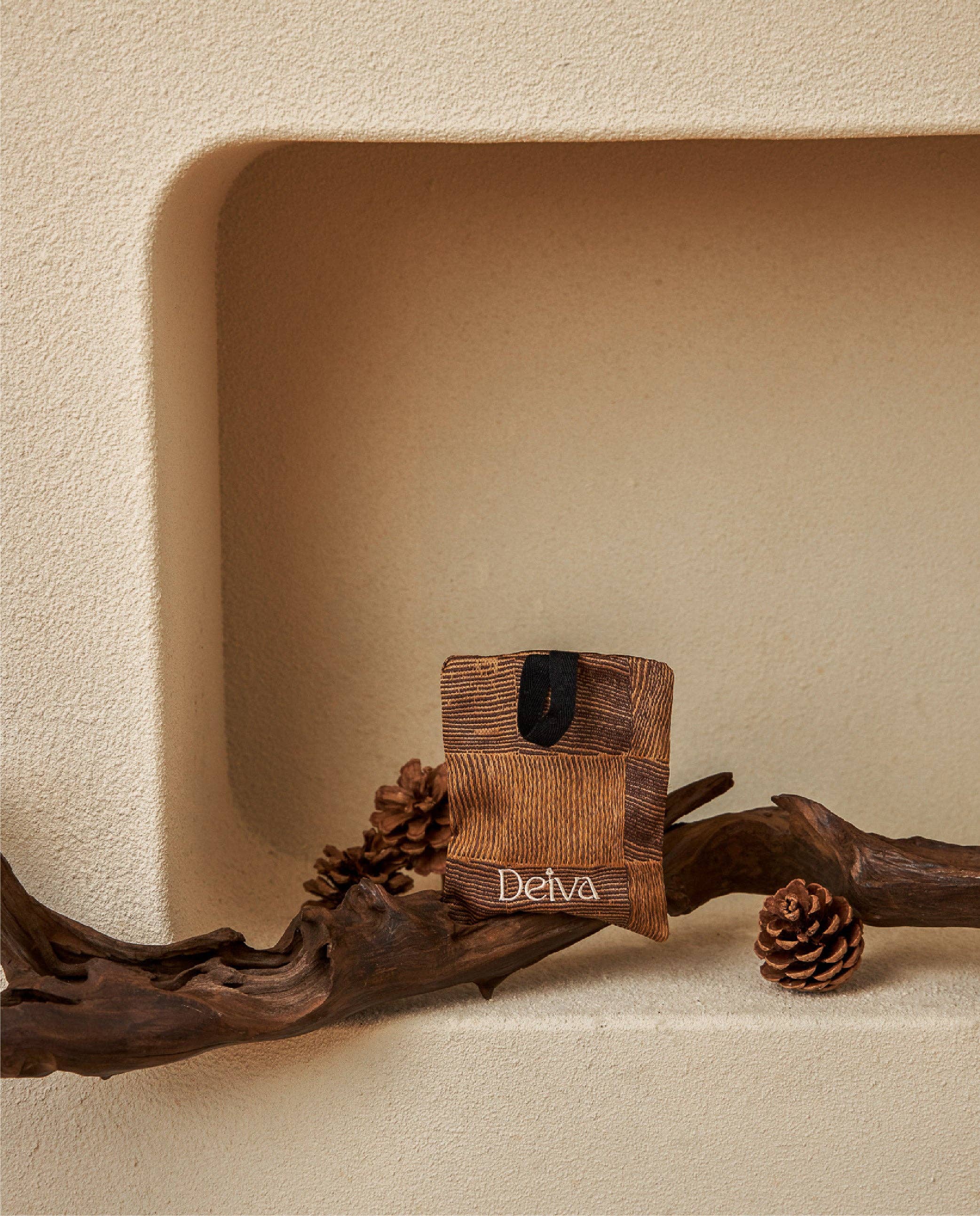 Deiva - Wholesale Sachet - Darkwood4