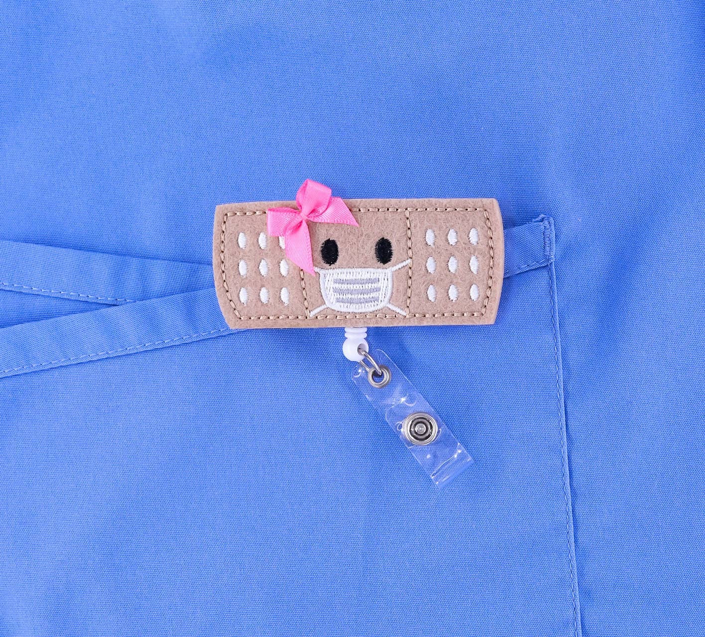 Acclaim Status Company LLC – Engroshandel Badgetilbehør - Dame – Badge Reel Bandaid med maske til sygeplejerske læge Navn Tag Holder med Clip6