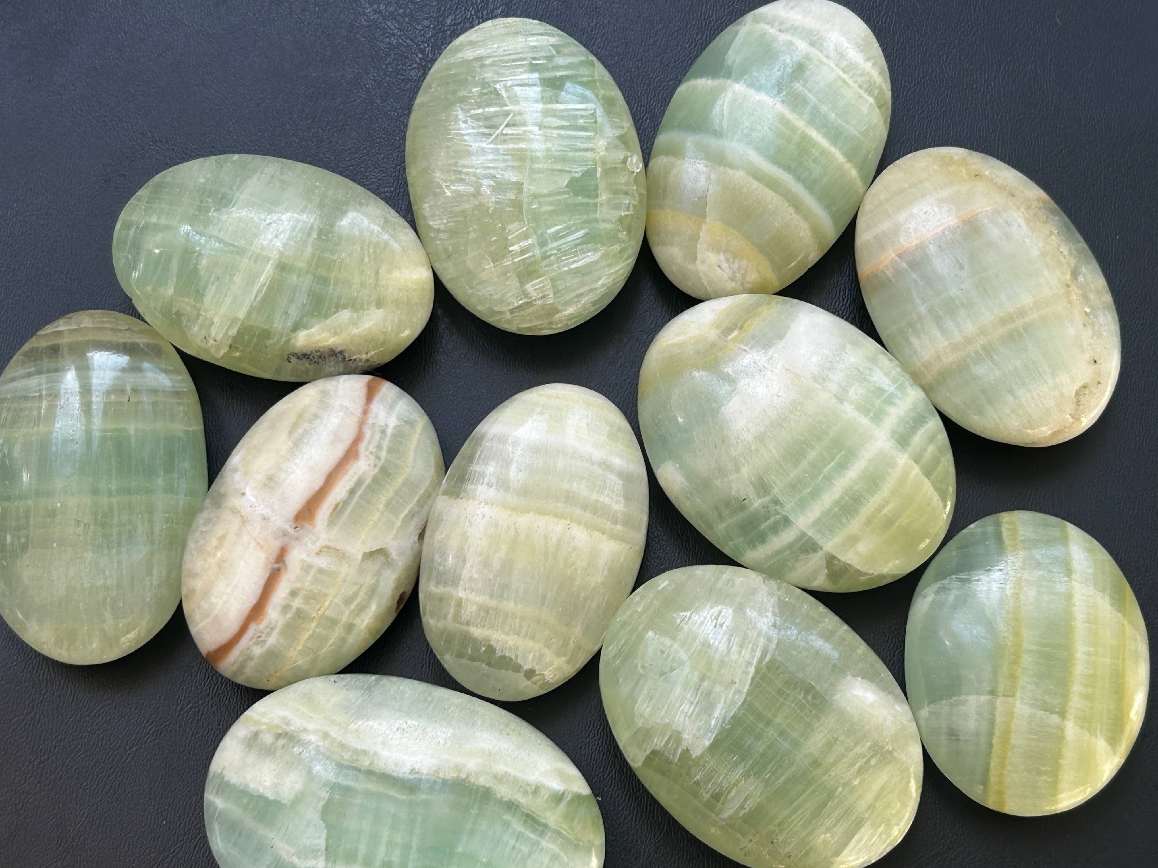 Metaphysical & Healing Crystals - Wholesale Crystal Spray - PISTACHIO CALCITE PALM STONES 35 - 55 MM1
