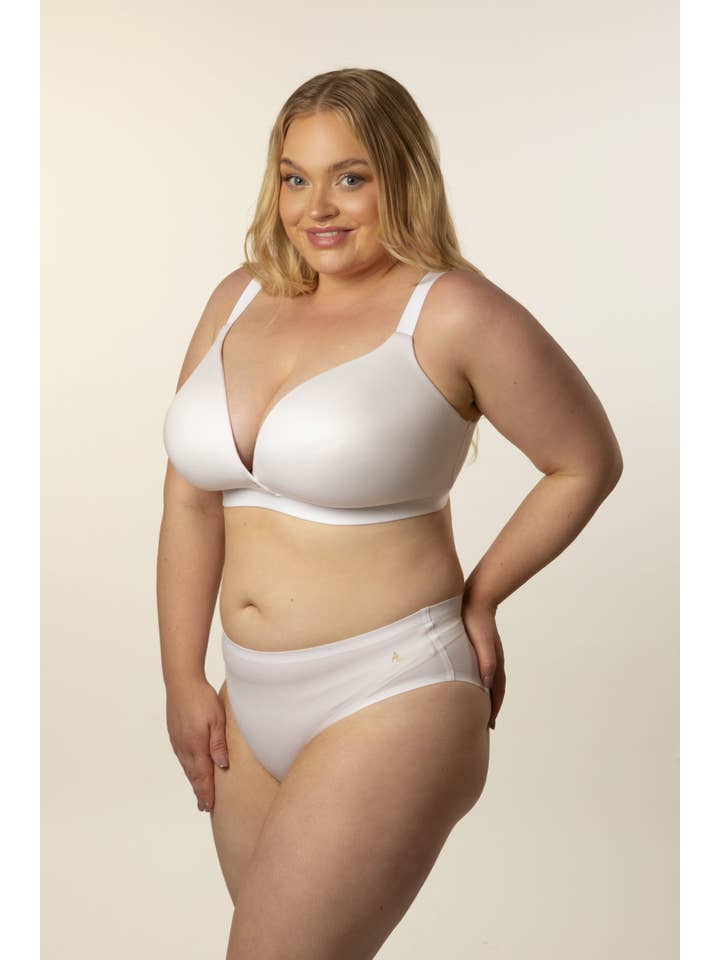 Freedom Underwear – wholesale BH - Dam – The Freedom Bra White - BH utan bygel för fylligare byst