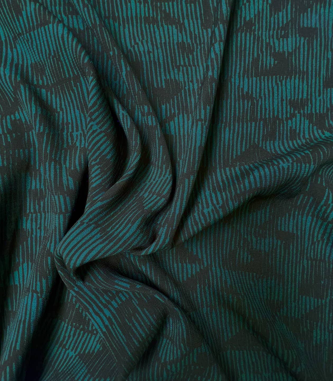 COUSETTE - Wholesale Stofrol - Viscose crêpe stof - Sortilège Mystic Green2