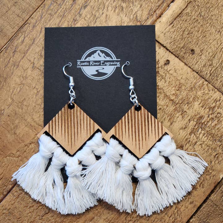 Macramé diamanté pour la vente par Rustic River Engraving