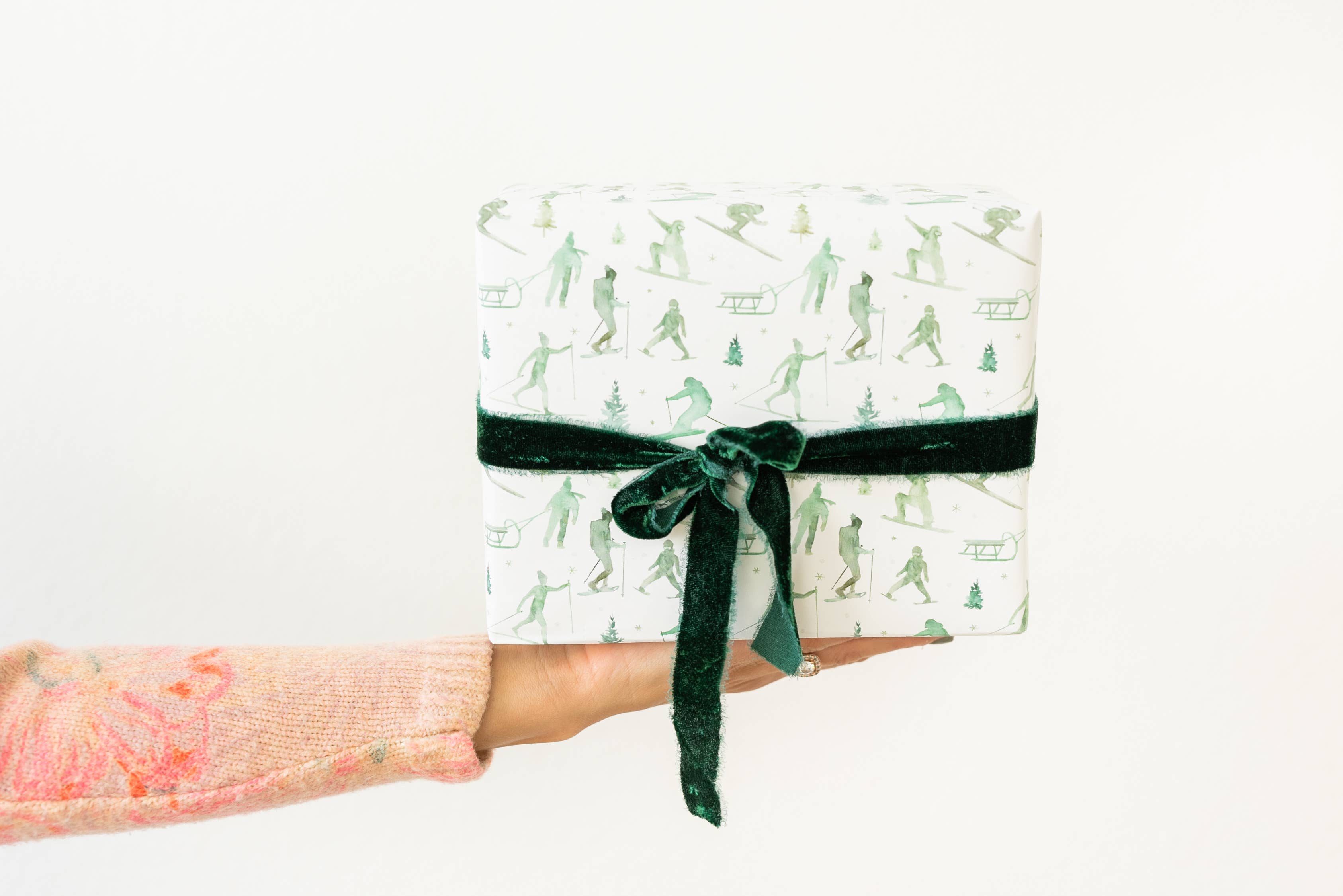 Lana's Shop - Wholesale Wrapping Paper Roll - Winter Vacation Gift Wrap Roll1
