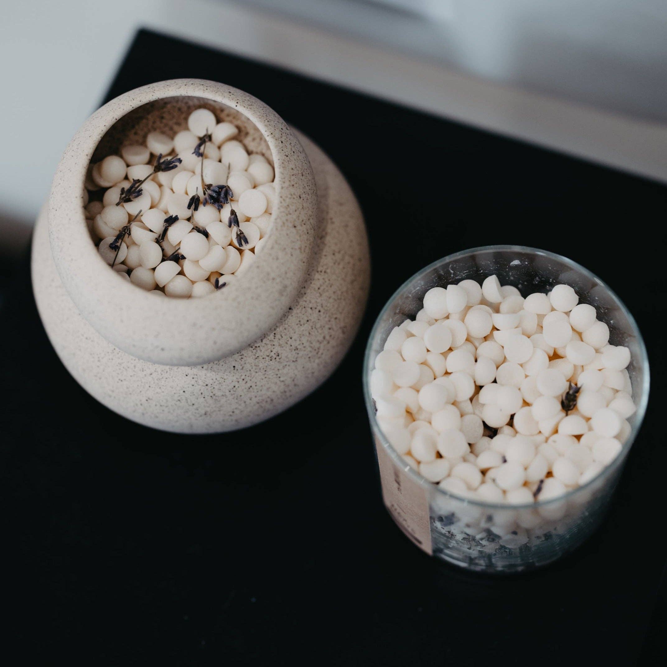 the MUNIO – wholesale Wax warmer – BEIGE CERAMIC WAX WARMER5