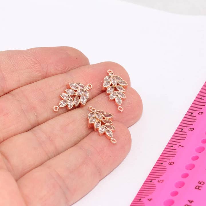10x20mm Roséguld CZ Baguette Sten Lövberlock, ZRCN452 för wholesale av QueenJewelryM