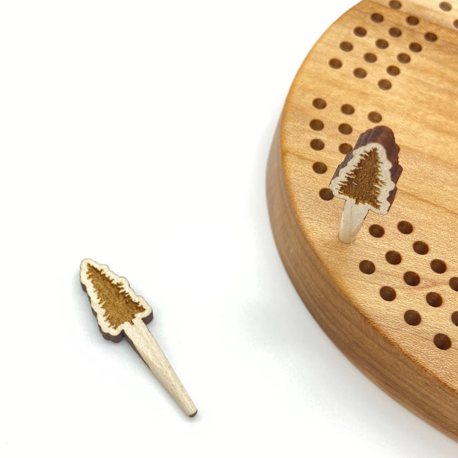 Cast & Carve - Venta al por mayor Juegos de mesa - Pinzas para cribbage, diseño de vida silvestre y cualquier diseño personalizado88