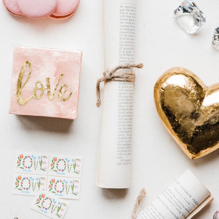 Dekorasyon Gifts Decor - Wholesale Decorative Box - 3" Capiz Box "LOVE" (Gold/Pink)1