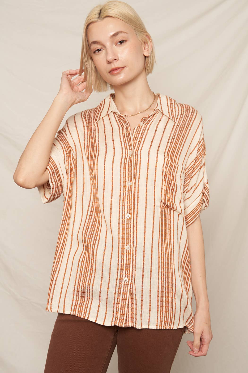 En Crème - Vente Chemise à col boutonné – femme - Haut boutonné rayé à manches courtes11