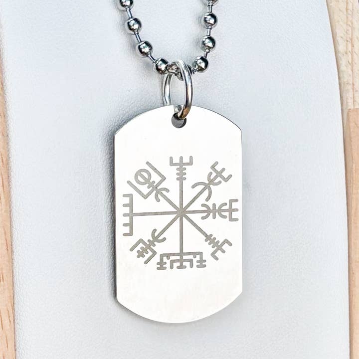 Collier plaque de soldat avec Vegvisir - Boussole viking - Acier inoxydable pour la vente par Arthousefern
