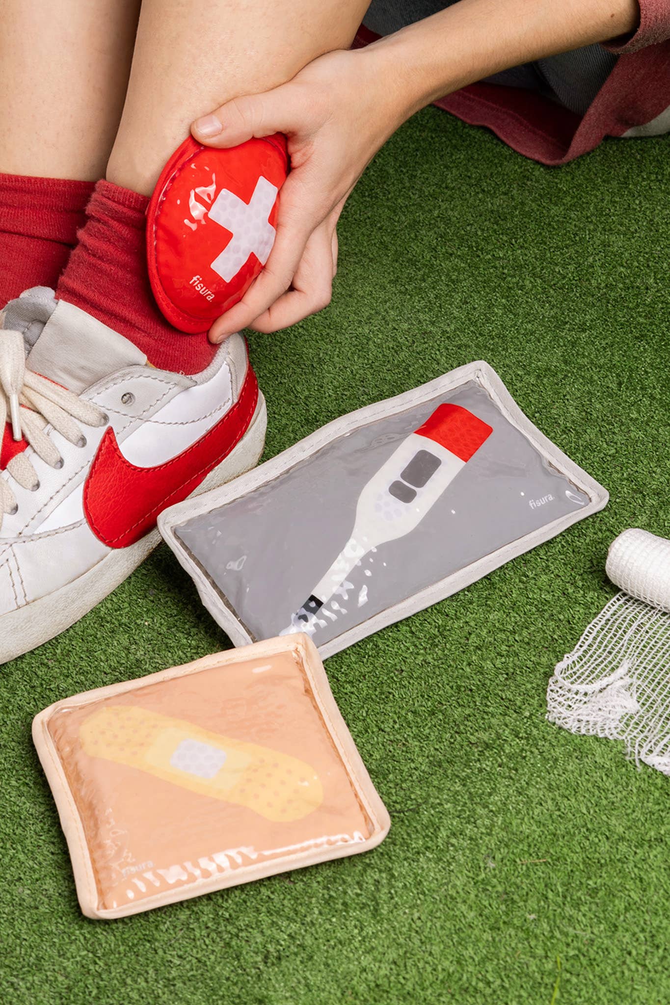 Fisura - Wholesale Hot/Cold Compress - Gel body pads first aid kit pack of 34